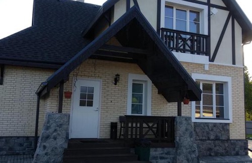 Pryazha House | Experience VIRTA: Pet-Friendly Oceanfront Getaway