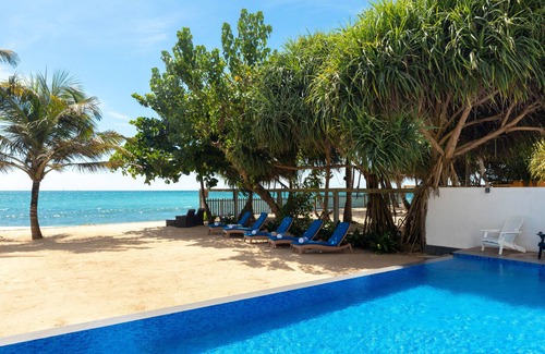 Kamburugamuwa Apartment | Relax at Vis Ta Vie - Thema Collection with Ocean Views