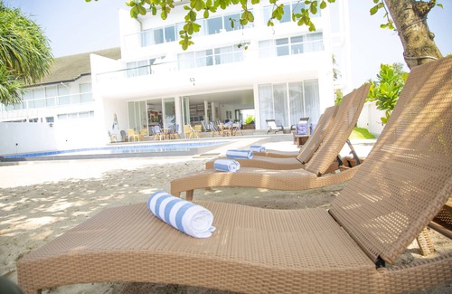 Kamburugamuwa Apartment | Relax at Vis Ta Vie - Thema Collection with Ocean Views