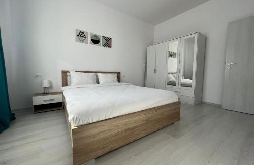 Timisoara Apartment | VISAJ Metropolitan: Family-Friendly Stay with Top Ratings