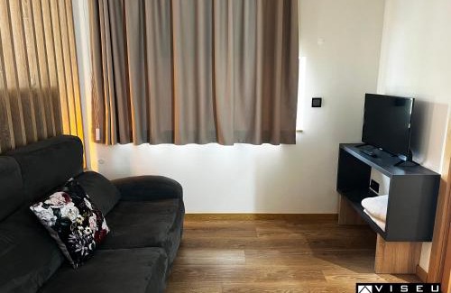 Viseu Bed & Breakfast | Viseu Guest Inn: Exceptional Stay with Pool & Spa Amenities