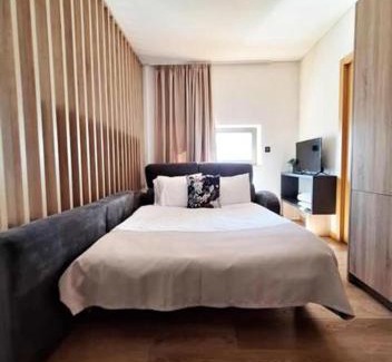 Viseu Bed & Breakfast | Viseu Guest Inn: Exceptional Stay with Pool & Spa Amenities