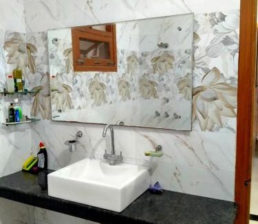 Amritsar House | Outstanding Vishal AC Homestay - Child Friendly Retreat