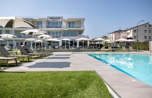 San Benedetto di Lugana Hotel | Oceanfront Vision Hotel: Guest Rated 9.1 with Pool & Hot Tub