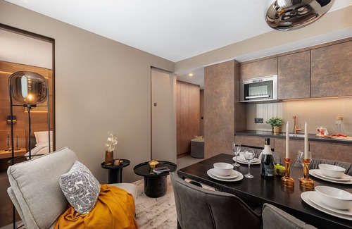 Sankt Alban Apartment | Explore VISIONAPARTMENTS Basel with Pool and Kitchen Access
