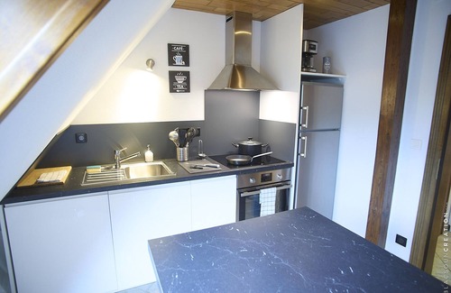 Mittelwihr Apartment | Discover Alsace Year-Round: Top-Rated Hotel with Kitchen