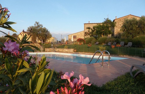 Sicelle Apartment | Discover Florence & Siena: Family-Friendly Apartment Awaits