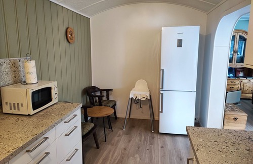 Undredal Apartment | Unwind in Undredal: Oceanfront Retreat with Top Amenities