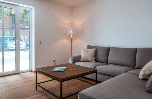 Stephanskirchen Apartment | VISITALPS garden apartment Gutshof am Simssee
