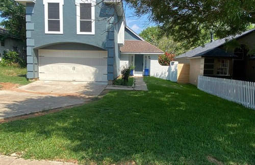 McKinney House | Visiting Austin TX? Come and unwind at this newly renovated home with family