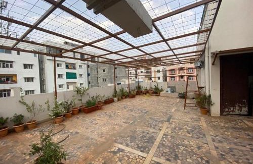 Banjara Hills Apartment | Comfortable Stay at Visitors Lounge by MMG in Banjara Hills