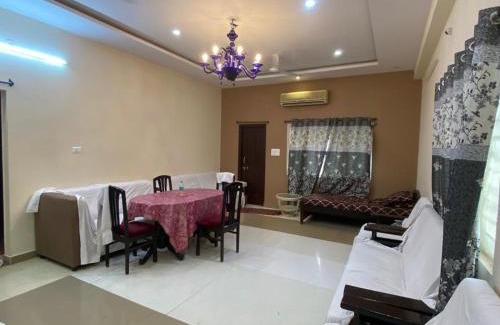 Banjara Hills Apartment | Comfortable Stay at Visitors Lounge by MMG in Banjara Hills