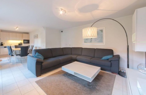 De Haan House | Oceanfront Bliss at Vissershuisje Nova - Guest Rated 9.6