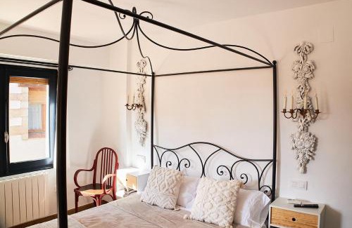 Mora de Rubielos Apartment | Scenic Stay at Vista al Castillo de Mora with 9.5 Rating