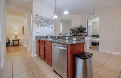 Florida Central Atlantic Coast Condo | Experience Vista Cay Island Breeze: Perfect for Park Lovers