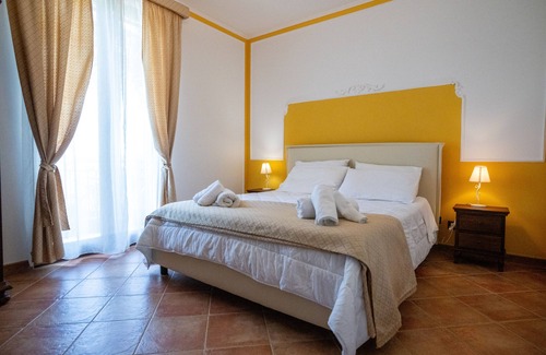 Nubia Bed & Breakfast | Inviting Vista Egadi B&B: Spa, Kitchen & Top-Rated Comfort