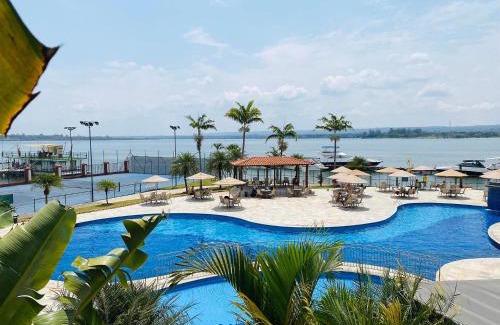 Smin Apartment | Experience Breathtaking Lake Views at Our Pet-Friendly Hotel