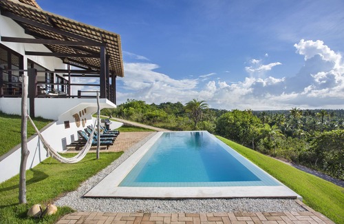 Porto de Pedras Cottage | Incredible Vista with Pool: Top-Rated Getaway in Brazil