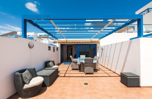 Gran Tarajal Apartment | Oceanfront Vista Mar 5: 4-Star Stay with Pool & Views