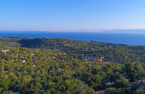 Paxos Villa | Oceanfront Bliss at Vista Mare Isavros - 4-Star Retreat