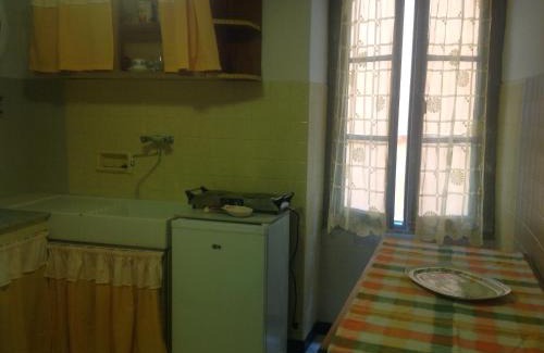 Old Town Apartment | Budget-Friendly Stay at Vista Mare in the Old City