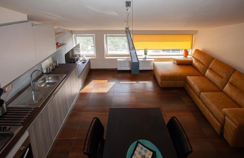 Itri Apartment | Experience Oceanfront Bliss at Vista Paradiso 2