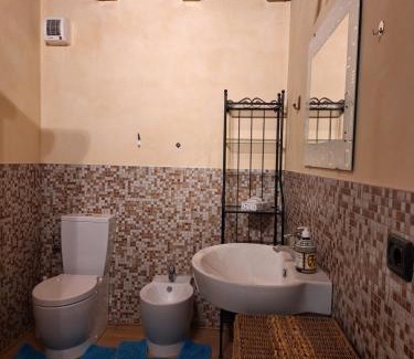 Montagnana Apartment | Family-Friendly Getaway at Vista Rocca Alberi, 100 Passi