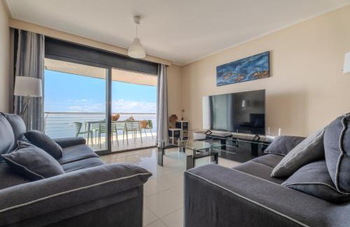 Roses Town Center Apartment | Family-Friendly Vista Roses Mar in Cala d'Or with Pets Welcome