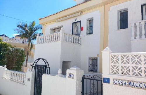 Rojales Apartment | Vista Soleada: Oceanfront Retreat with Pool & Family Fun