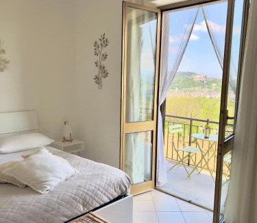 Gavi Bed & Breakfast | Pet-Friendly Stay at Vista sul Forte with Family Amenities