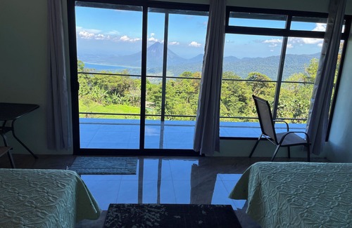 Tronadora Cabin | Discover Comfort at Vista Verde Lodge with Spa & Dining