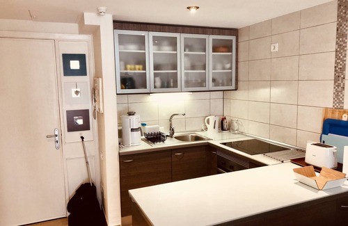 Puerto de la Cruz Apartment | Vista Verde: Tranquil Retreat with Pool & Free WIFI