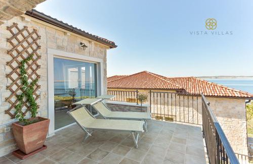 Rtina Apartment | Oceanfront Vista Villas - Family-Friendly Getaway with a View