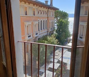 Gargnano Apartment | Discover Vistalago: Family-Friendly Getaway with Top Ratings