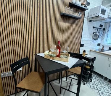 Carabanchel Apartment | Vistalegre! pequeño y fantastico loft cerca del Metro