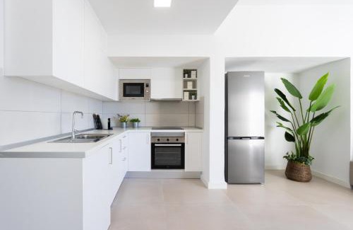 Santa Cruz de Tenerife Apartment | Vistamar Beach: 4-Star Haven with Private Oceanfront Access