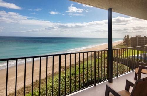 Hutchinson Island South Villa | Relaxing Oceanfront Getaway at Vistana Beach Club