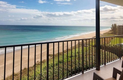 Hutchinson Island South Condo | Vistana Beach Club | Two-Bedroom Villa