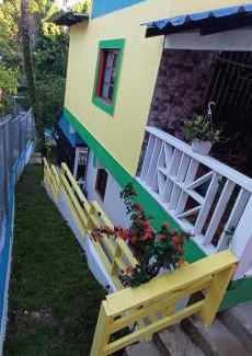 Urbanizacion Raul Ruiz House | Serene Cabaña Vistas del Bosque with Private Pool