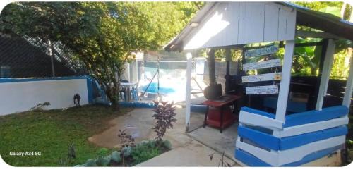 Urbanizacion Raul Ruiz House | Serene Cabaña Vistas del Bosque with Private Pool