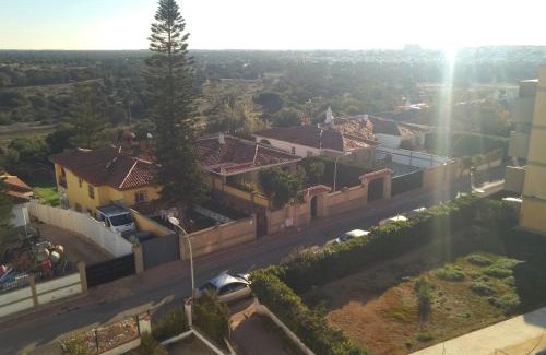 Sector L - Laguna del Sopeton Apartment | Charming Vistas: Pet-Friendly Hotel with Pool & High Rating