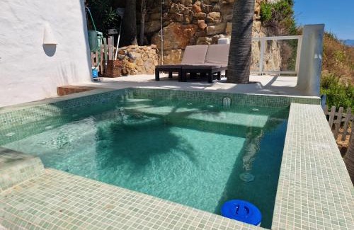 Manilva Apartment | Discover Punta Chullera 5: Family-Friendly Ocean Retreat