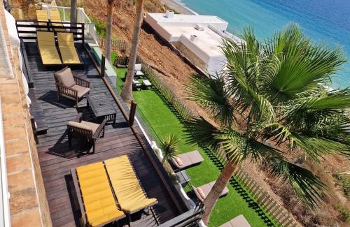 Manilva Apartment | Discover Punta Chullera 5: Family-Friendly Ocean Retreat