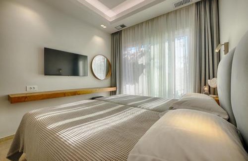 Agios Georgios Pagon Apartment | Beachfront Vistonia: 4-Star Ocean View Getaway