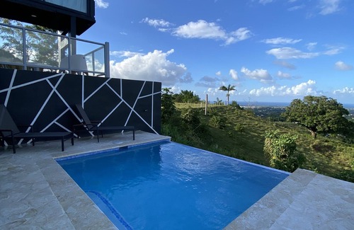 Laguna House | Discover Visum Lux: Family-Friendly Oasis with Pool Access