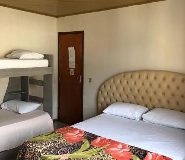 Conselheiro Paulino Hotel | Family-Friendly Stay at Vitória Center Plaza Praça