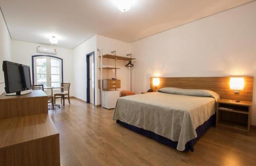 Lavras Hotel | Experience Comfort at Vitória Palace Hotel with Ocean Views