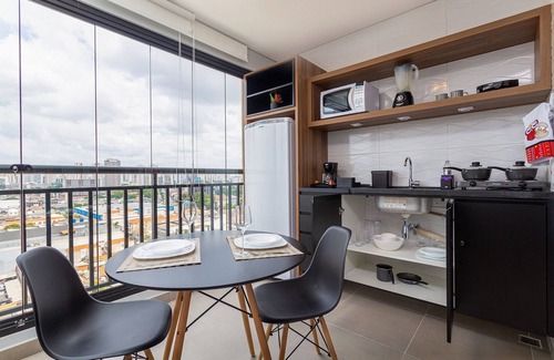 Bom Retiro Apartment | Vita Bom Retiro: Family-Friendly Stay with Pool & Dining