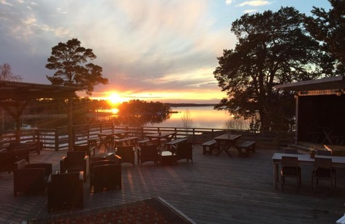 Varmdo Cabin | Enjoy Ocean Views at Vita Grindarna / Djurö Havsbad Hotel