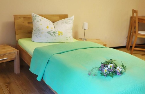 Hutten Hotel | Discover Vitaleum: Top-Rated Stay with Hot Tub & Breakfast